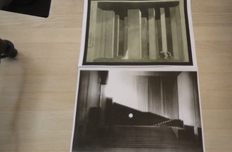 Scénographie de Yannis Kokkos pour Hamlet 