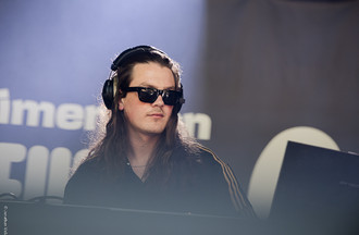 DJ de Yenb