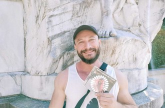 Christophe a relevé notre défi en nous apportant un cd d'une comédie musicale