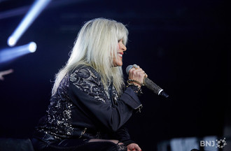 Samantha Fox
