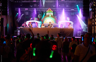 Silent party