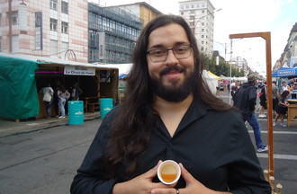 Hakim qui a relevé notre défi en nous apportant du miel