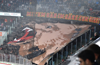 Le tifo des Ours du CP Berne