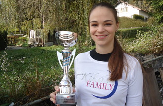 Mareva et sa coupe