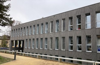 Le collège de Beauregard est composé principalement de bois