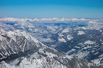 Vue du domaine "Glacier 3000"