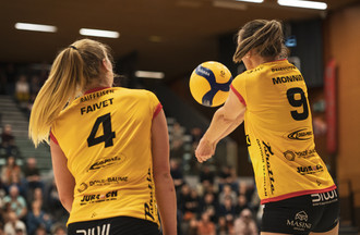Déliane Monnin et Emma Faivet
