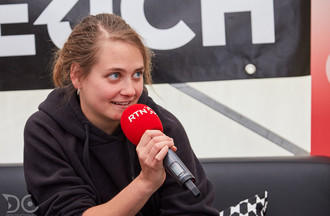 Emilie Zoé