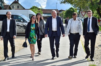 Cérémonie officielle pour l'élection de Pierre-Alain Schnegg. 