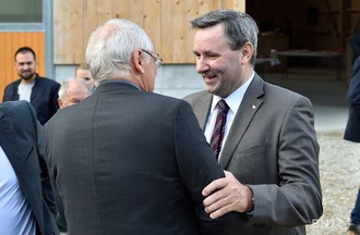 Cérémonie officielle pour l'élection de Pierre-Alain Schnegg. 