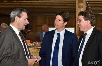 Cérémonie officielle pour l'élection de Pierre-Alain Schnegg. 