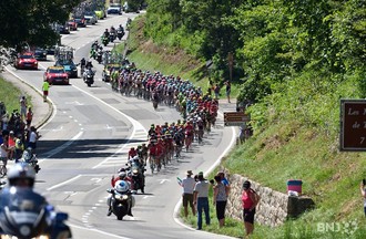 Le Tour de France à La Clusette, entre le Vallon et le Littoral neuchâtelois.