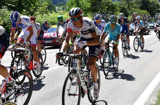 Le Tour de France à La Clusette, entre le Vallon et le Littoral neuchâtelois.
