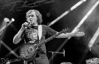 Emir Kusturica & The No Smoking Orchestra