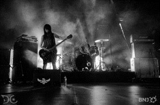 Mono