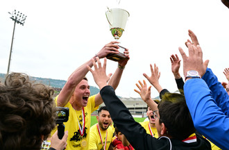 Les Delémontains ont partagé le trophée avec leur public