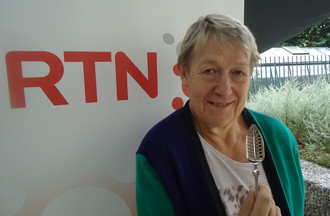 Rosemarie a relevé notre défi en apportant un cuillère à absinthe