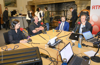 Les conseillers nationaux élus dimanche 22 octobre: Martine Docourt (PS), Didier Calame (UDC), Damien Cottier (PLR) et Fabien Fivaz (Les Verts).