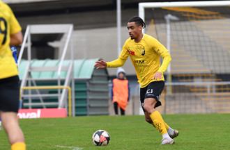 Maël Zogba, arrivé cet hiver, était titulaire en défense centrale