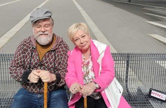 Deux petits vieux sur un banc