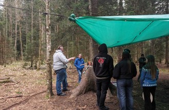 Campement pour le jeu du loup garou