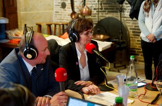  Damien Humbert-Droz et Corine Bolay-Mercier. 