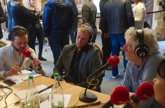 Fabien Fivaz et Nago Humbert interrogés par Adrien Juvet.