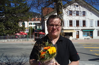 Stéphane a relevé le défi en nous apportant un joli bouquet de fleurs