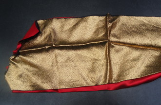 Un bout d'étoffe d'un costume de Johnny 