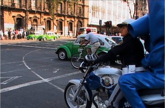 En 2003 à Mexico sur une moto de la police
