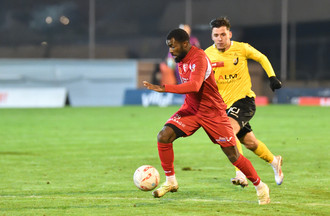 Kevin Djacko a remplacé Jacel Rhodes après 20 minutes