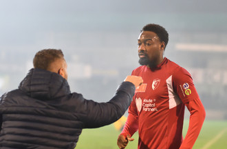 Marco Martella en discussion avec Abdoulaye Coulibaly
