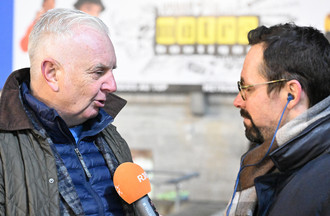 Le président du FC Bienne Dietmar Faes au micro de RJB