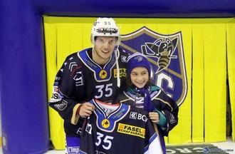 Thème du défi: des photos sur le hockey sur glace