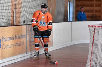 La finale de la Coupe d'Europe U19 d'inline hockey entre Rossemaison et Copenhague