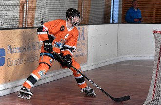 La finale de la Coupe d'Europe U19 d'inline hockey entre Rossemaison et Copenhague