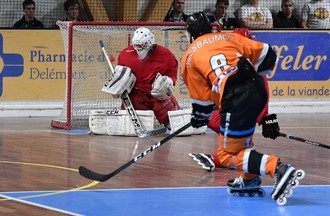 La finale de la Coupe d'Europe U19 d'inline hockey entre Rossemaison et Copenhague
