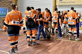 La finale de la Coupe d'Europe U19 d'inline hockey entre Rossemaison et Copenhague
