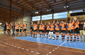 La finale de la Coupe d'Europe U19 d'inline hockey entre Rossemaison et Copenhague