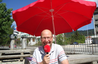 Blaise qui a relevé le défi en nous apportant un parasol