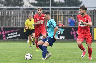 FC Moutier - FC Bienne (photo : Georges Henz)