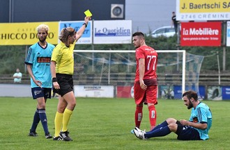 FC Moutier - FC Bienne (photo : Georges Henz)