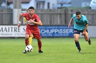FC Moutier - FC Bienne (photo : Georges Henz)