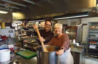 Avec Christian Mermet, nous devions jouer les apprentis cuisiniers