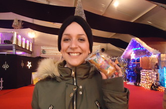 Coralie, qui a relevé notre défi en nous apportant un biscôme