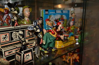 La collection de jouets anciens de Francis Schindelholz
