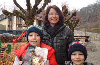 Anne-Laure et ses fils Ethan et Ylan  ont relevé le défi en  nous apportant une galette des rois