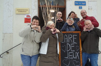 Avec les Béquiats nous devions reproduire une photo avec pour thème  l'amour