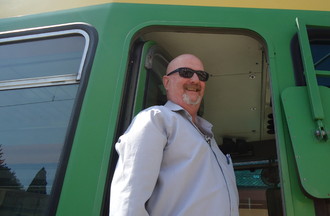 Pierre-André le conducteur du tram qui nous a permis de faire le défi