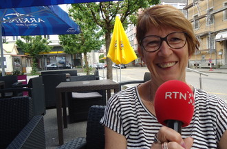 Suzanne la gagnante du jeu: des paroles une chanson